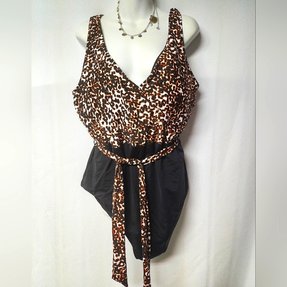 Mynah Animal Print One Piece Swimsuit With Waist Tie Size 24W.  New